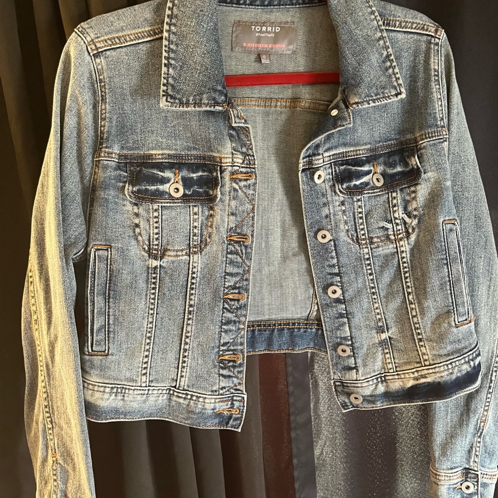Size 0 Jean jacket. Only worn to try on.